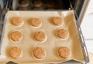 Elisenlebkuchen müssen trocknen