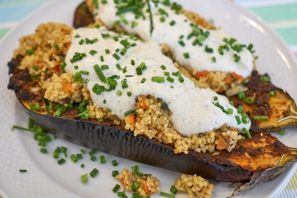 Auberginen mit Chermoula, Hirsepfanne & Joghurt